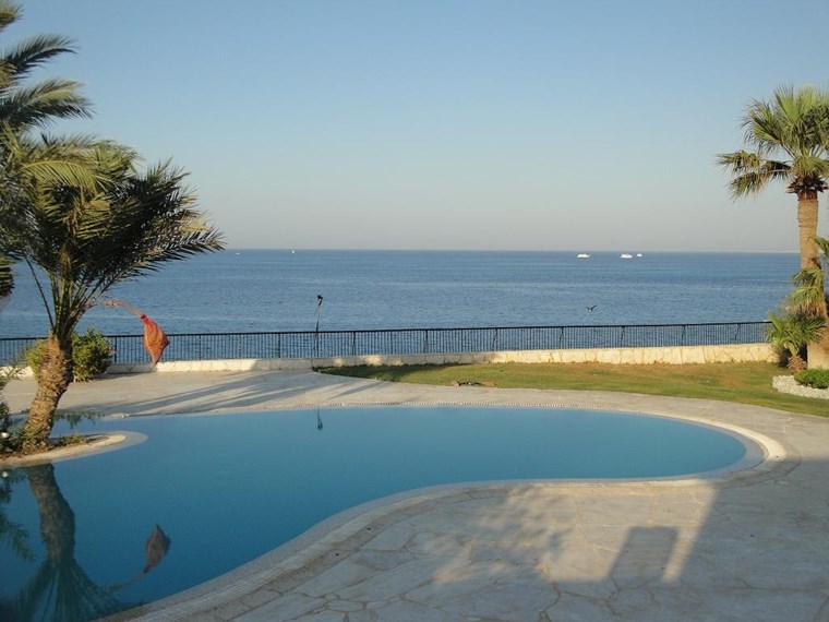 Luxury Palace For sale in Hurghada 